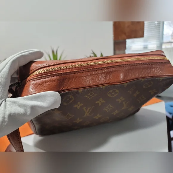 Louis Vuitton Brown and Tan Crossbody Bag - Picture 1 of 16